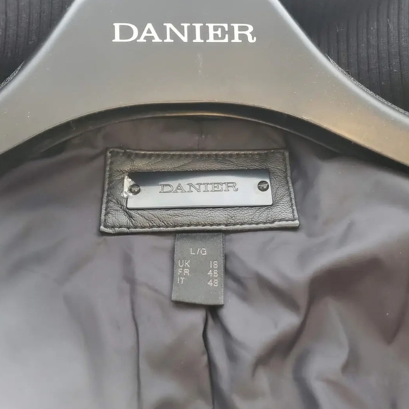 Danier Leather Winter Jacket - Picture 5 of 6
